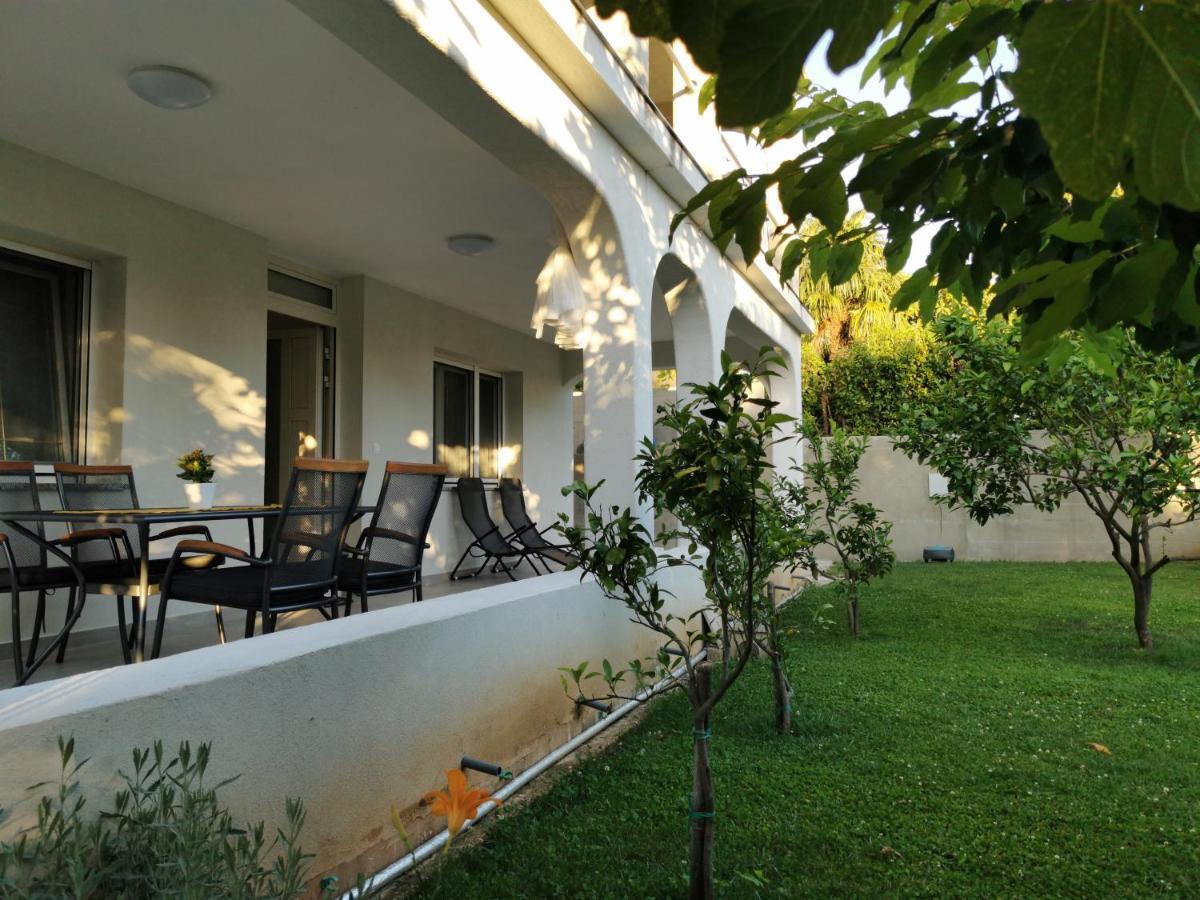 Apartment Olive Selce Exterior photo
